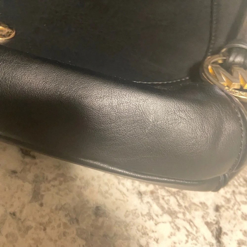 Micheal Kors Cheetah Print Crossbody Bag